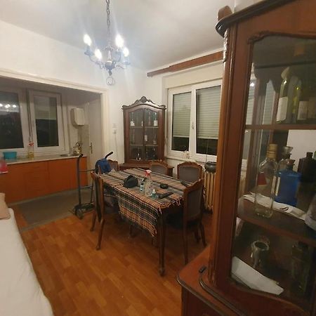 Nikola Hram Apartment เบลเกรด ภายนอก รูปภาพ