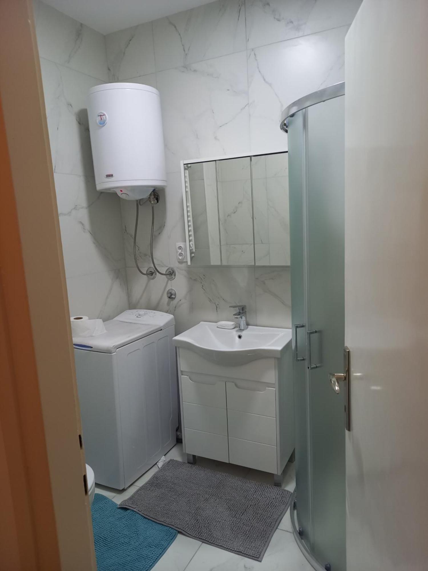 Nikola Hram Apartment เบลเกรด ภายนอก รูปภาพ
