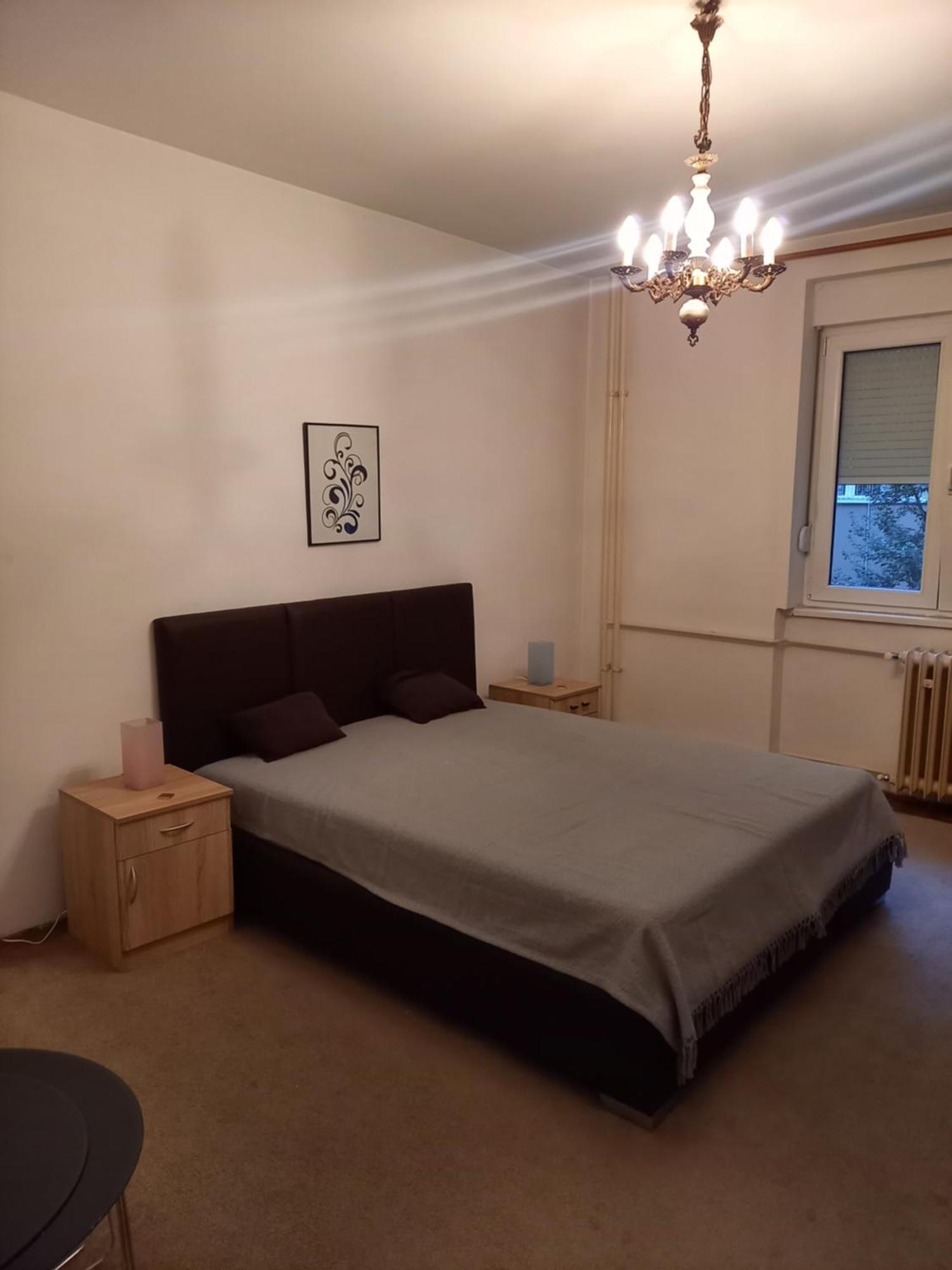 Nikola Hram Apartment เบลเกรด ภายนอก รูปภาพ